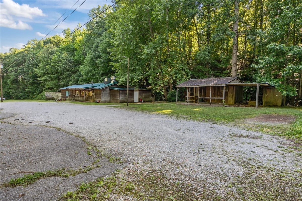 3865 Clydeton Road Waverly, TN 37185 - Photo 48 of 57