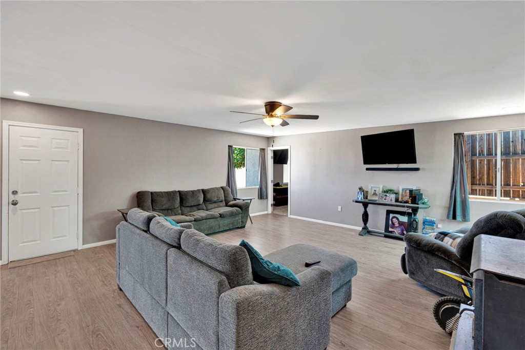 25623 Santa Rosa Road Apple Valley, CA 92308 - Photo 6 of 54