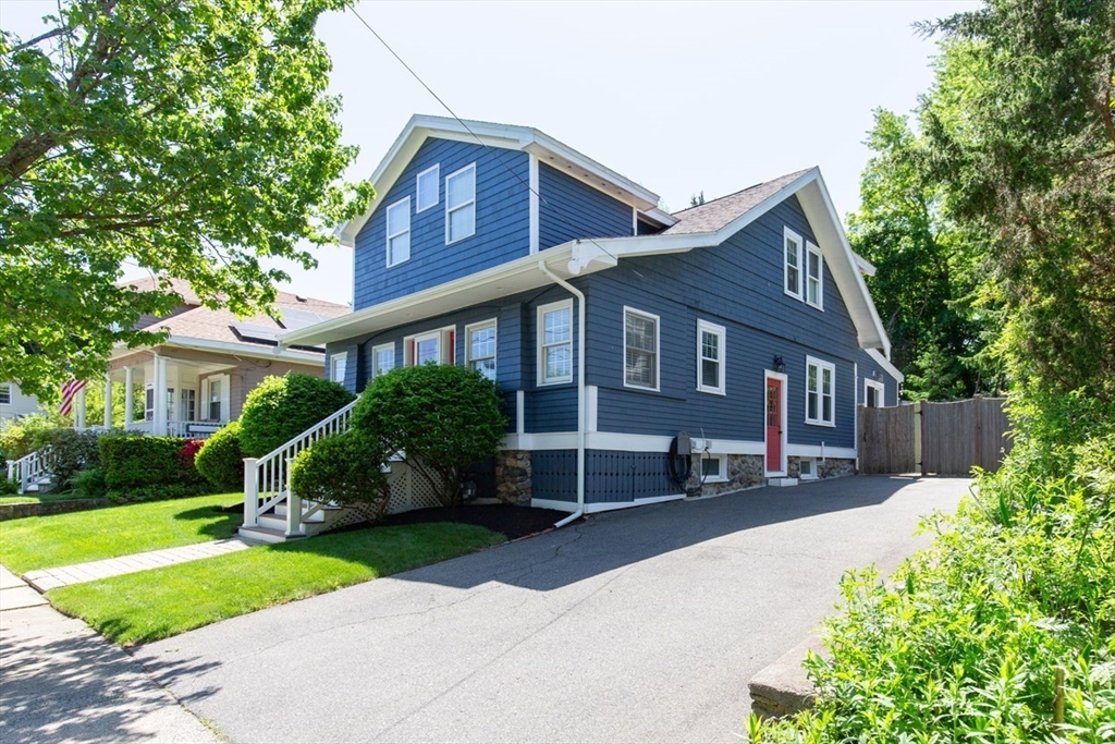 19 Pickman Road Salem, MA 01970 - Photo 1 of 35
