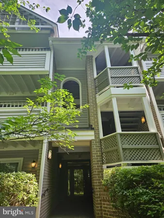 $2,400 | 7718 Lafayette Forest Drive, Unit 23, Annandale, VA 22003
