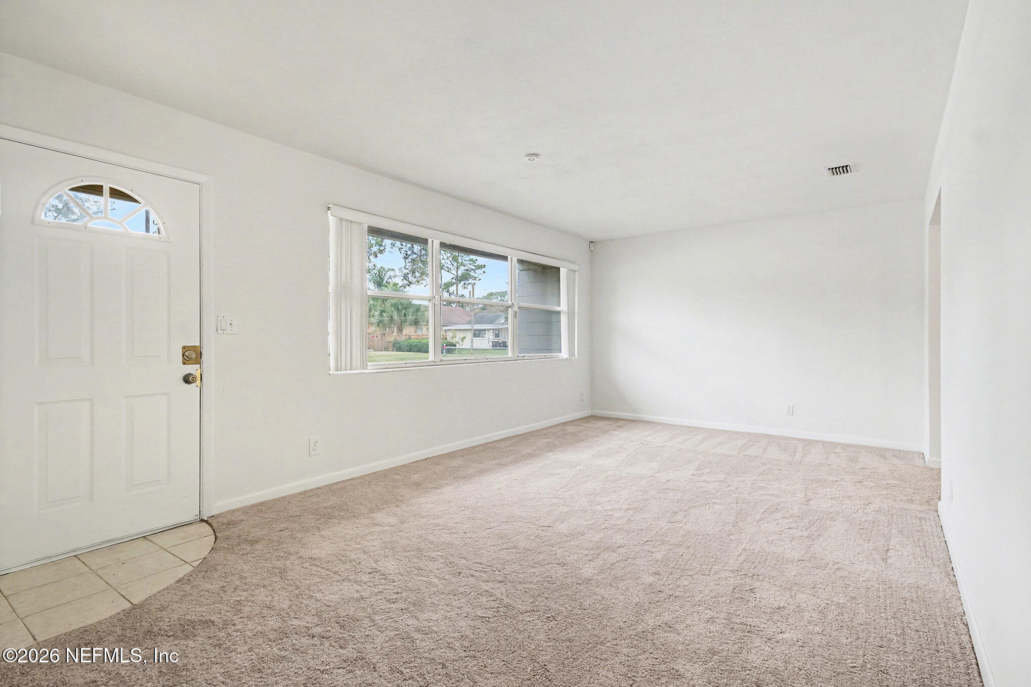 2637 Adele Road Jacksonville, FL 32216 - Photo 4 of 27 009_file_750