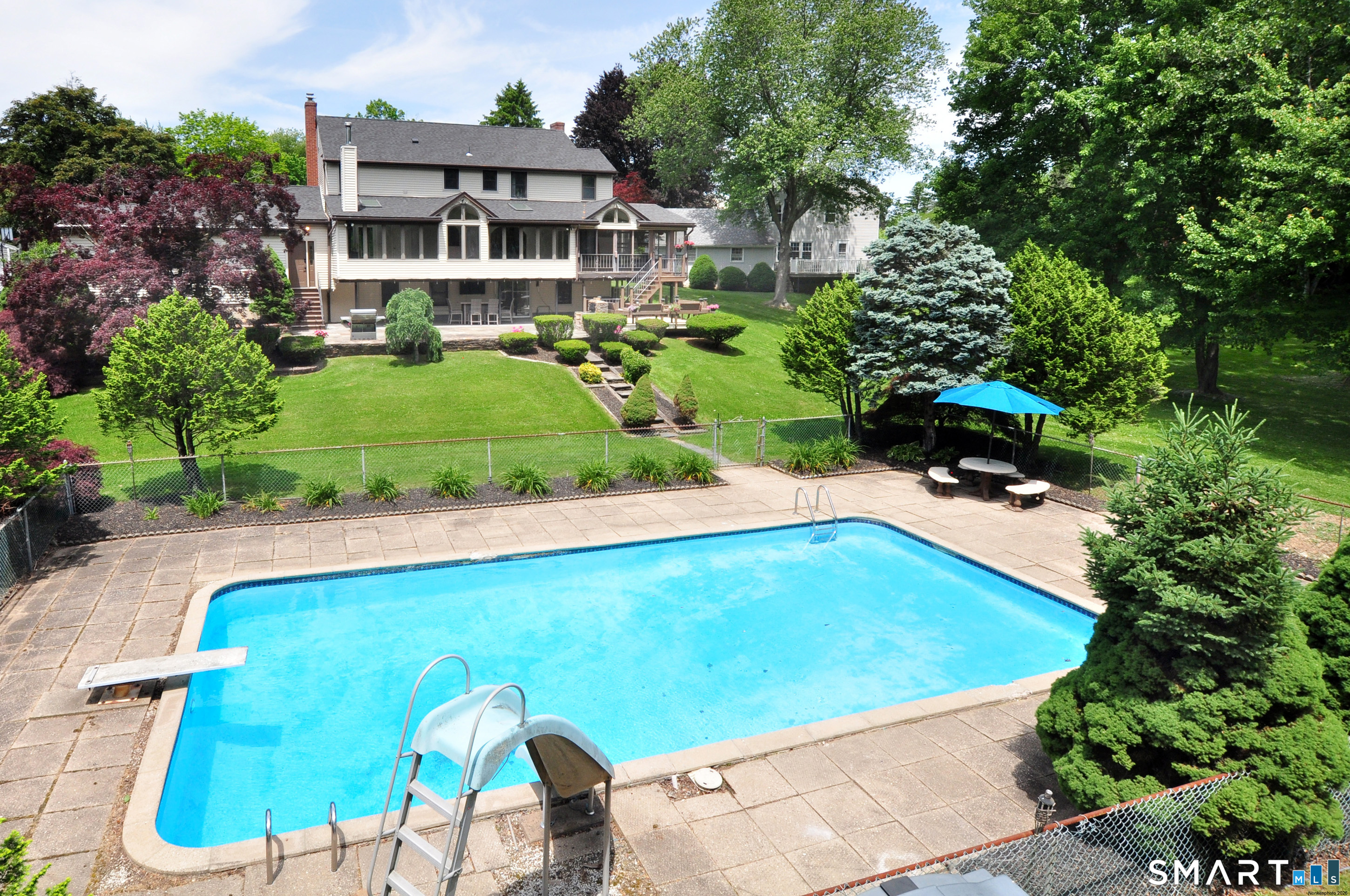 32 Cornfield Road Windsor, CT 06095 - Photo 3 of 39