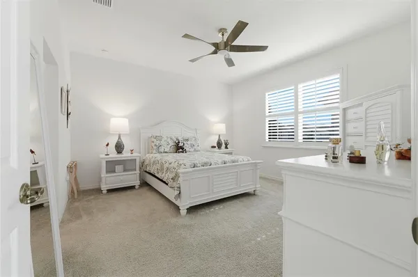 $374,000 | 1033 Sawgrass Drive, Winter Haven, FL 33859