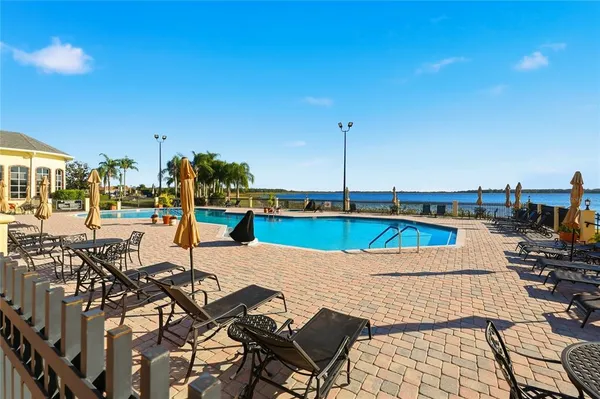 $374,000 | 1033 Sawgrass Drive, Winter Haven, FL 33859