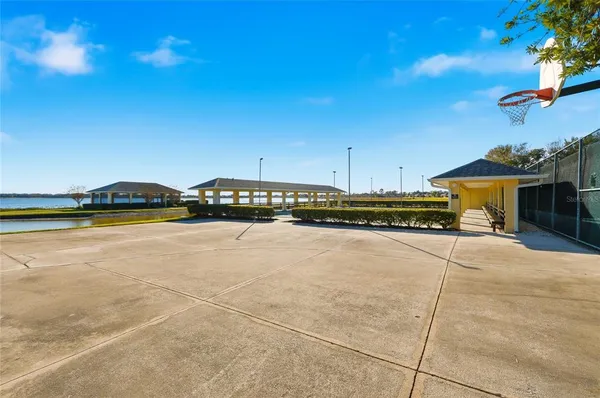 $374,000 | 1033 Sawgrass Drive, Winter Haven, FL 33859