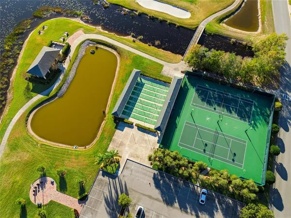 $374,000 | 1033 Sawgrass Drive, Winter Haven, FL 33859