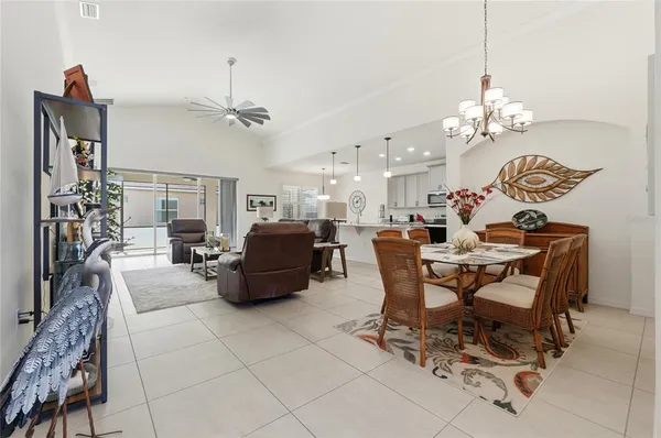 $374,000 | 1033 Sawgrass Drive, Winter Haven, FL 33859