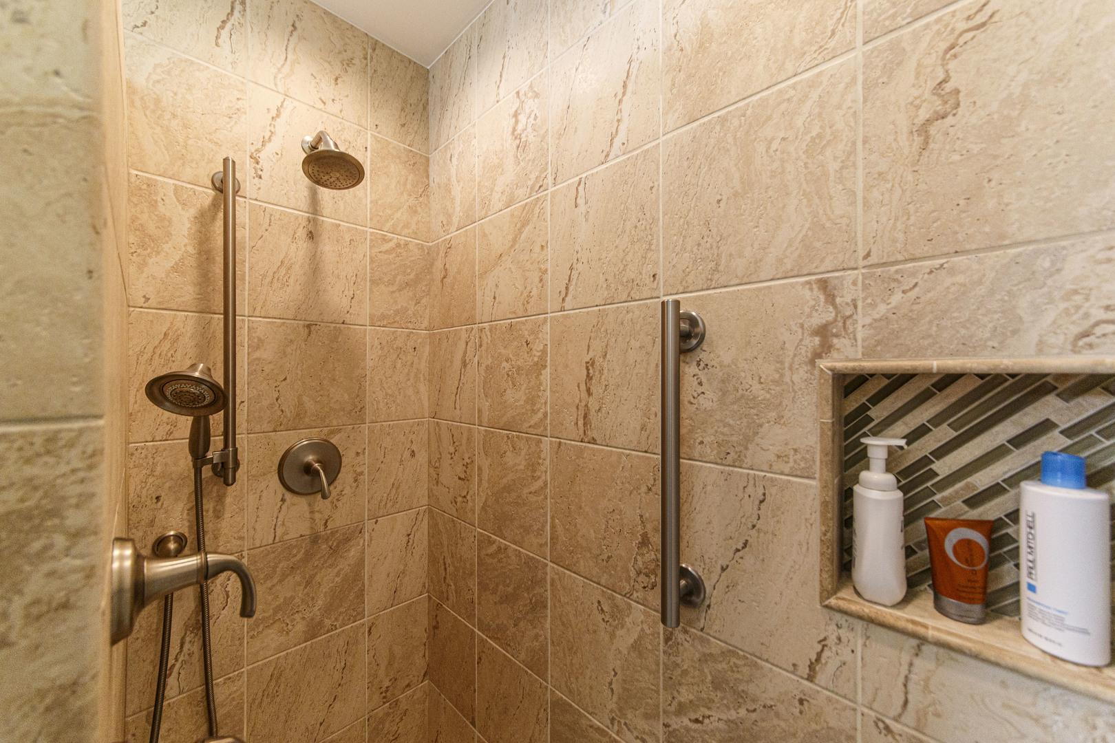 1109 Oakview Drive Wheaton, IL 60187 - Photo 17 of 23 a bathroom with a shower