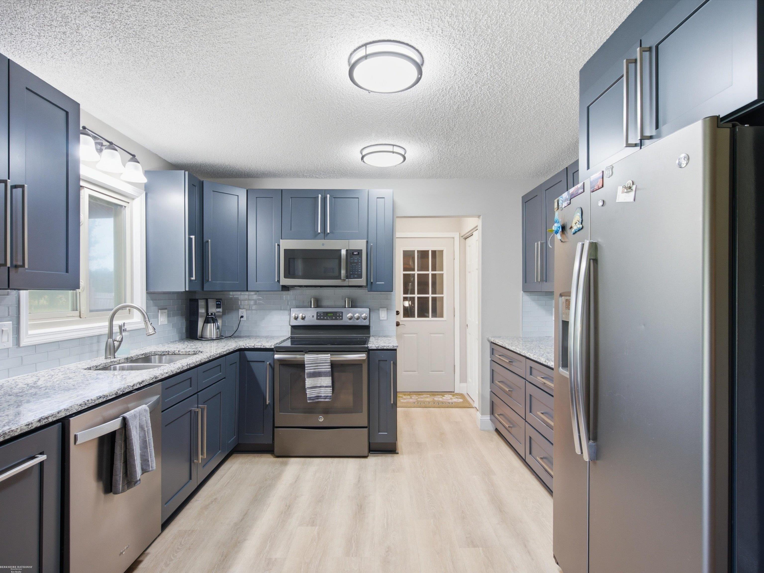 61111 Ray Center Road Ray, MI 48096 - Photo 20 of 45 Gallery Image 20