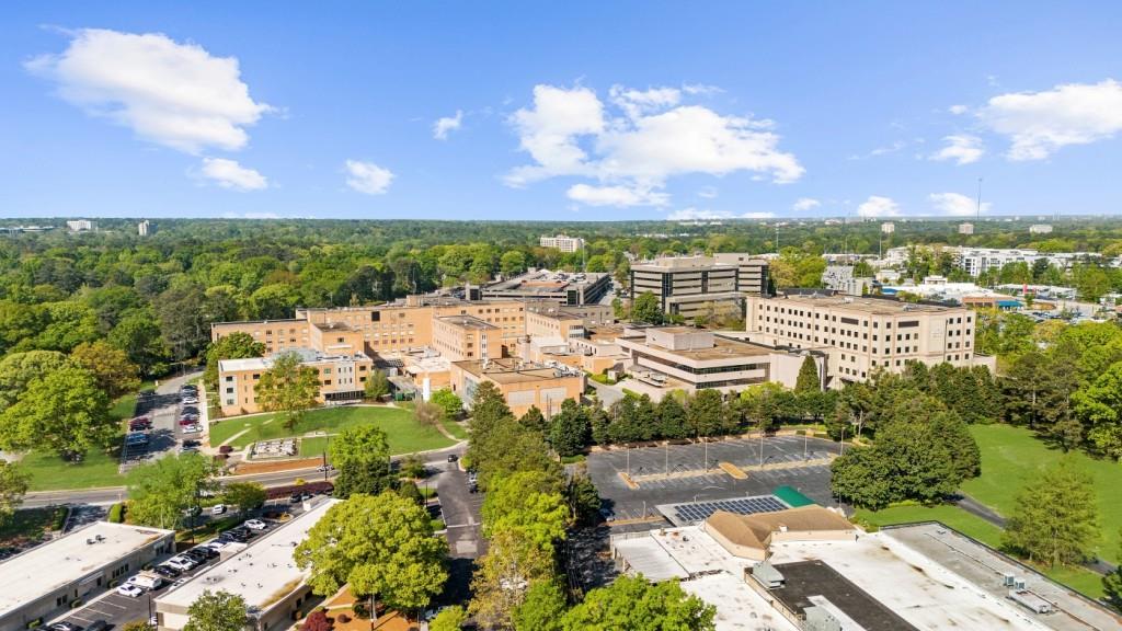 2103 Stratford Commons Decatur, GA 30033 - Photo 22 of 24 a view of a city