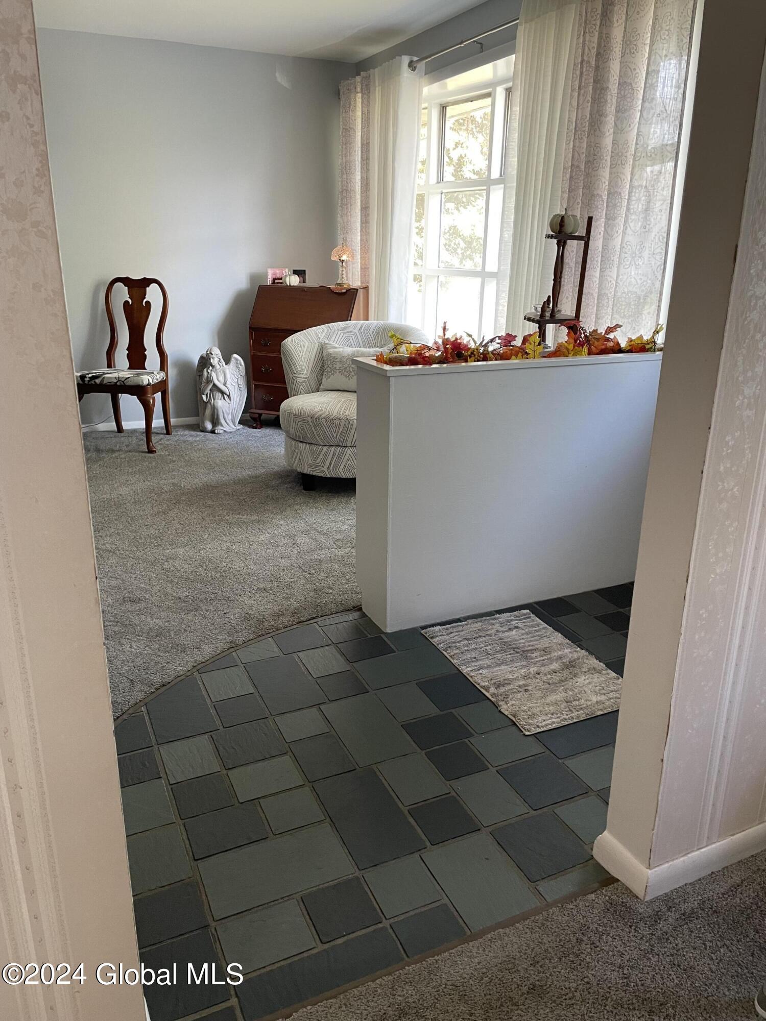 6 Maxwell Street Albany, NY 12208 - Photo 3 of 23 IMG_2637