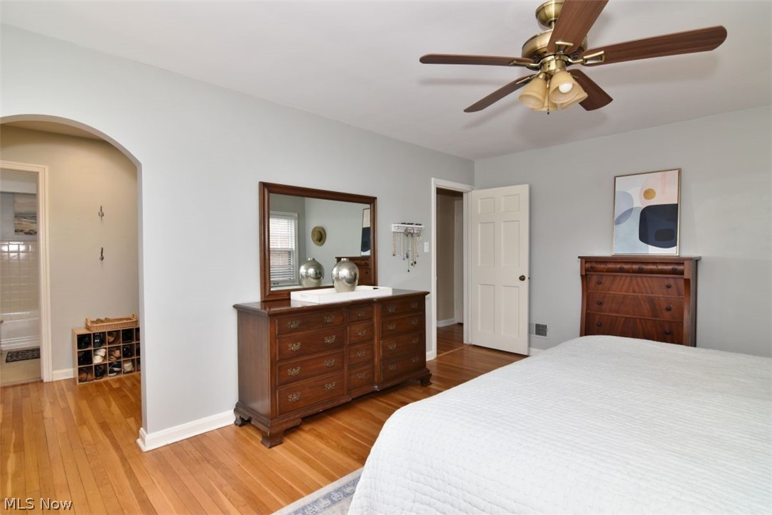 2556 Fenwick Road Cleveland, OH 44118 - Photo 26 of 40 Gallery Image 26