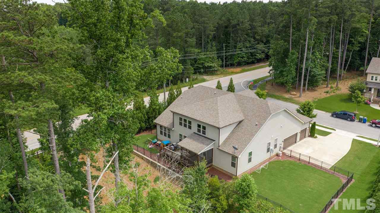 2400 Trenton Park Lane Raleigh, NC 27607 - Photo 5 of 30 Gallery Image 5