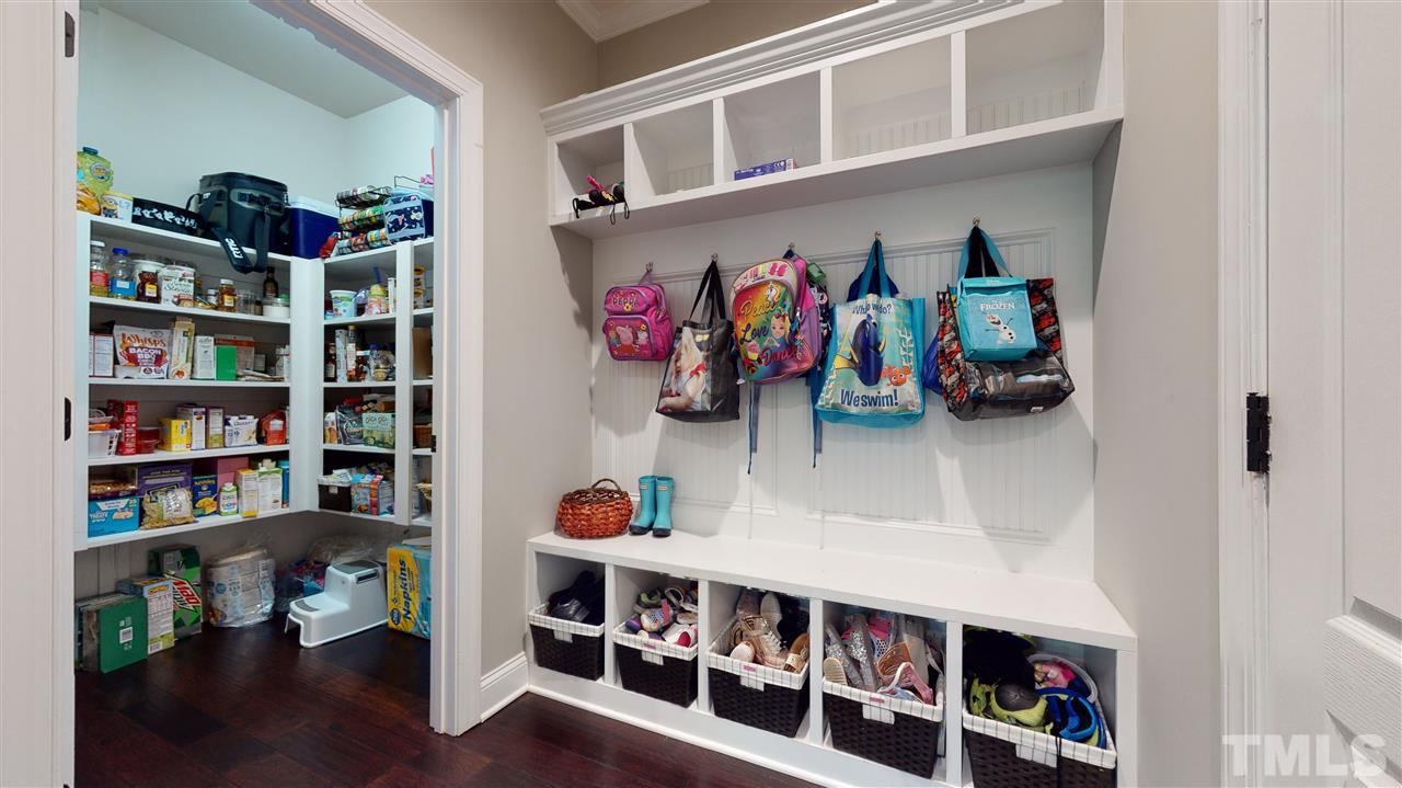 2400 Trenton Park Lane Raleigh, NC 27607 - Photo 9 of 30 Gallery Image 9
