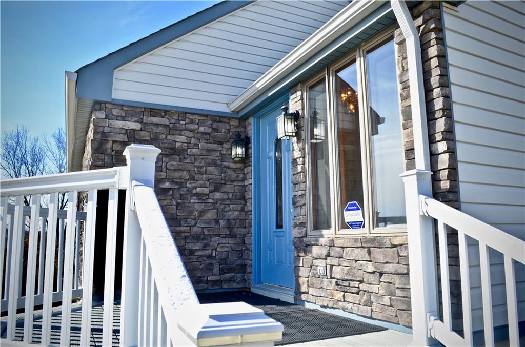 157 Warren Road Warrendale, PA 15086 - Photo 3 of 25 FRONT PORCH