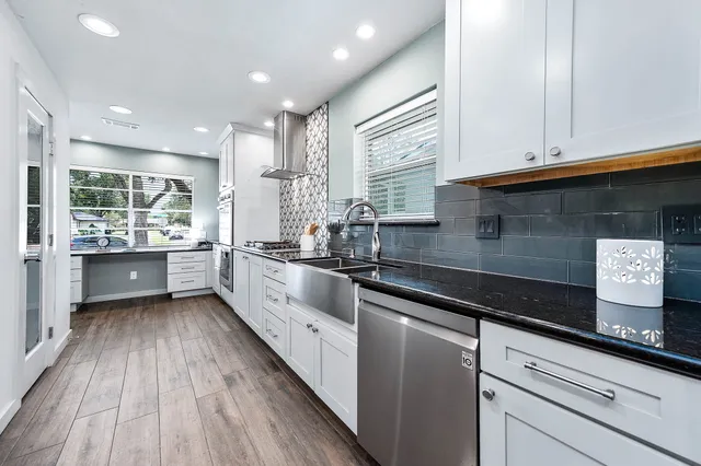 $385,000 | 6030 Warm Springs Road, Houston, TX 77035