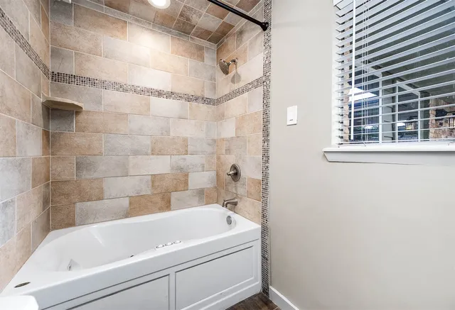 $385,000 | 6030 Warm Springs Road, Houston, TX 77035