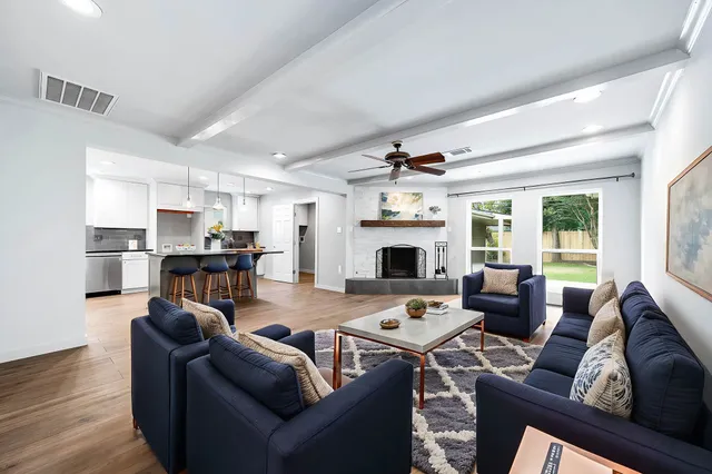 $385,000 | 6030 Warm Springs Road, Houston, TX 77035