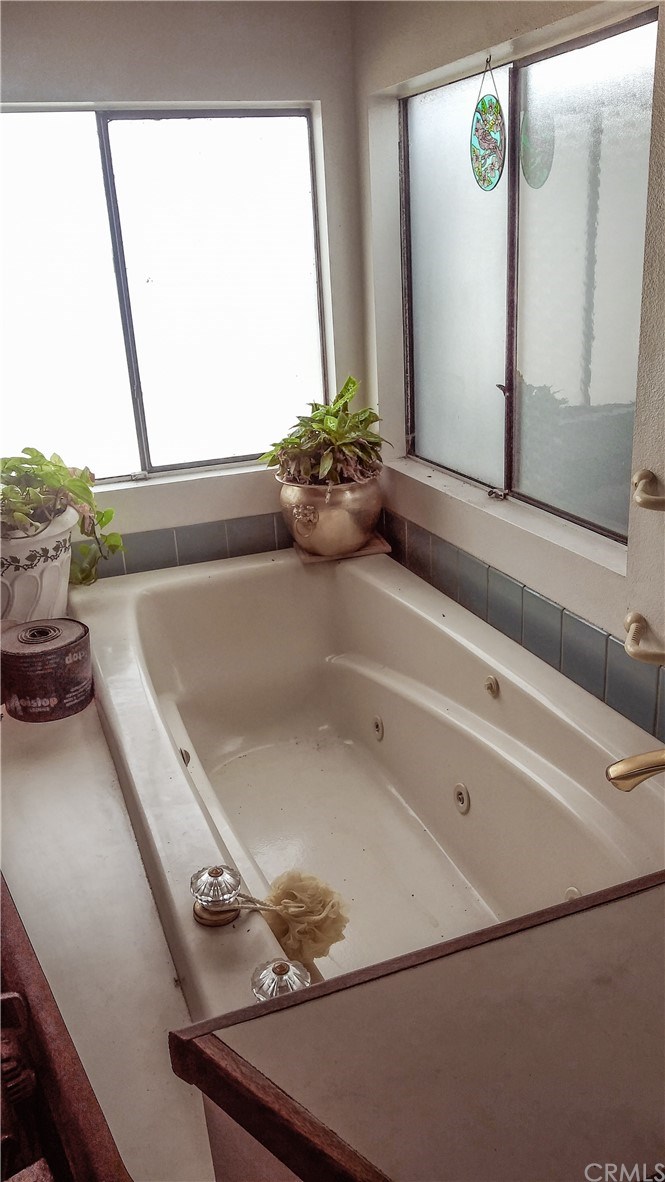 2140 Mentone Mentone Ca, Unit 19 Mentone, CA 92359 - Photo 13 of 36