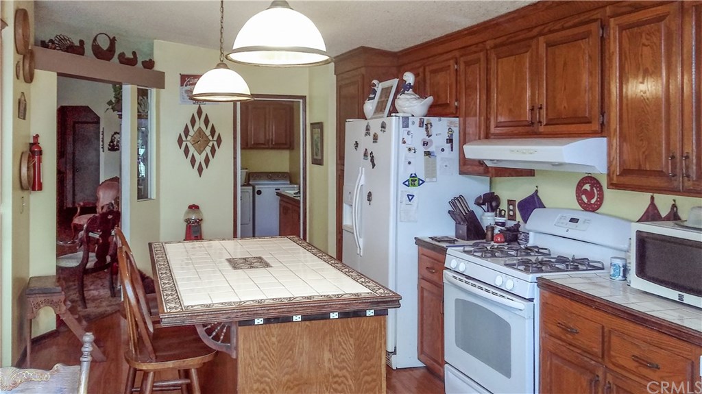 2140 Mentone Mentone Ca, Unit 19 Mentone, CA 92359 - Photo 21 of 36