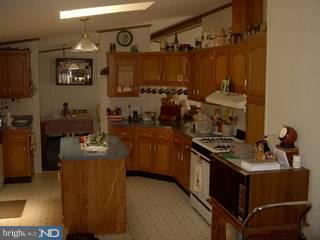 240 Spies Church Road, Unit 224 Reading, PA 19606 - Photo 4 of 5