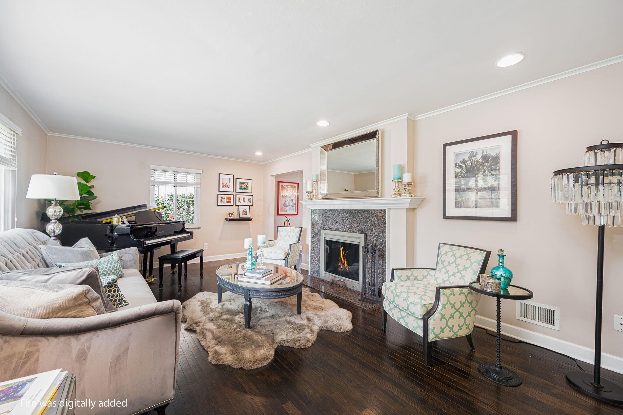 Living room 1
