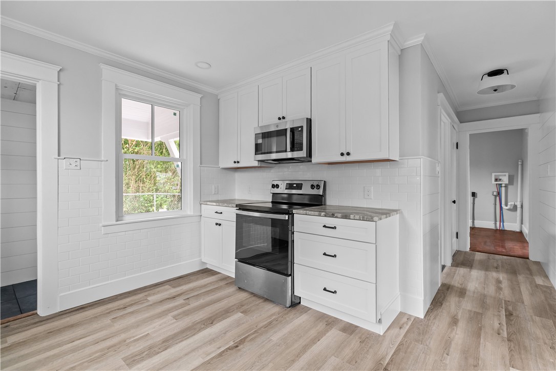 1330 West Main Road Portsmouth, RI 02871 - Photo 4 of 48