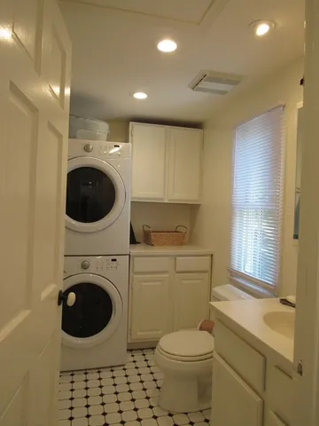 $3,000 | 4 Cliff Road, Ipswich, MA 01938