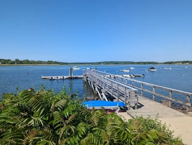 $3,000 | 4 Cliff Road, Ipswich, MA 01938