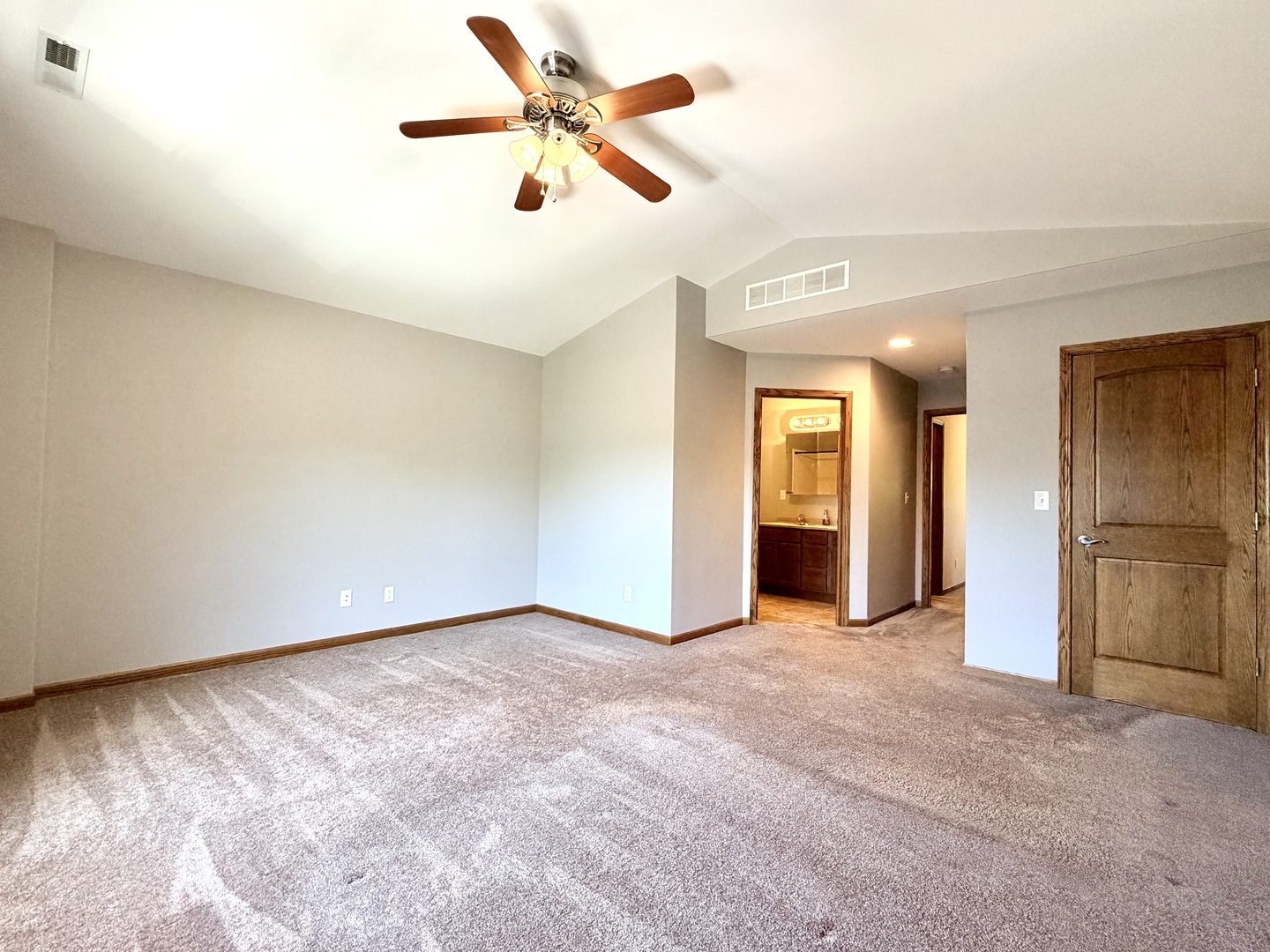 1354 Ridge Drive Sycamore, IL 60178 - Photo 19 of 38
