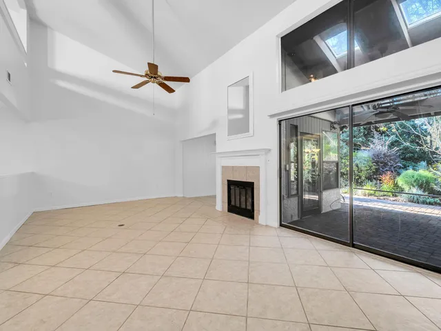 $389,000 | 131 Gleneagles Drive, Niceville, FL 32578