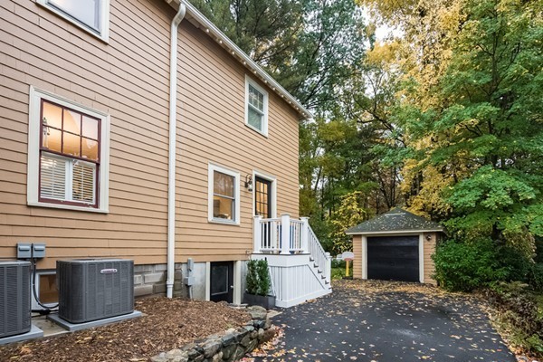 11 Chisholm Road Winchester, MA 01890 - Photo 26 of 29 Gallery Image 26