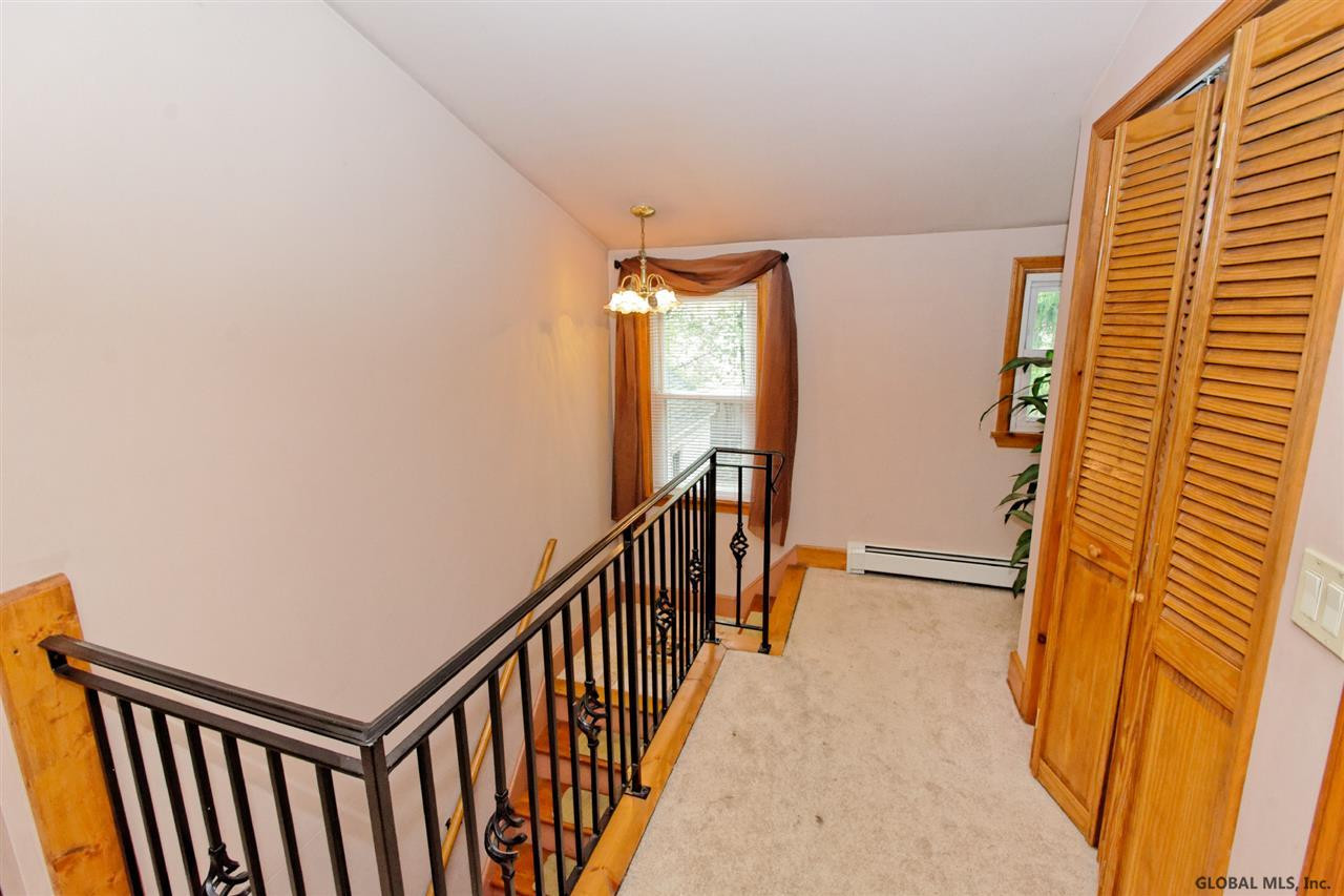 48 Old Loudon Road Colonie, NY 12110 - Photo 11 of 25 Photo 11