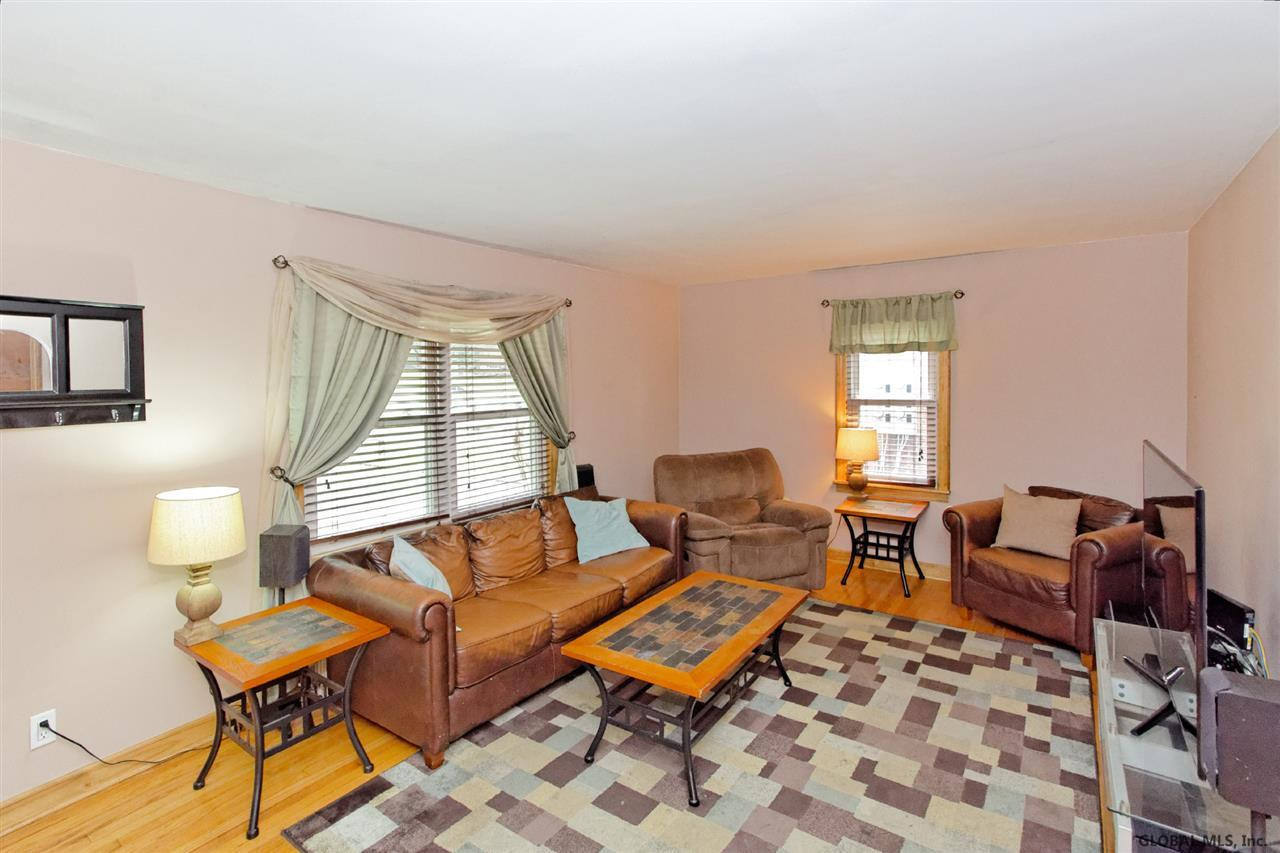 48 Old Loudon Road Colonie, NY 12110 - Photo 4 of 25 Photo 4