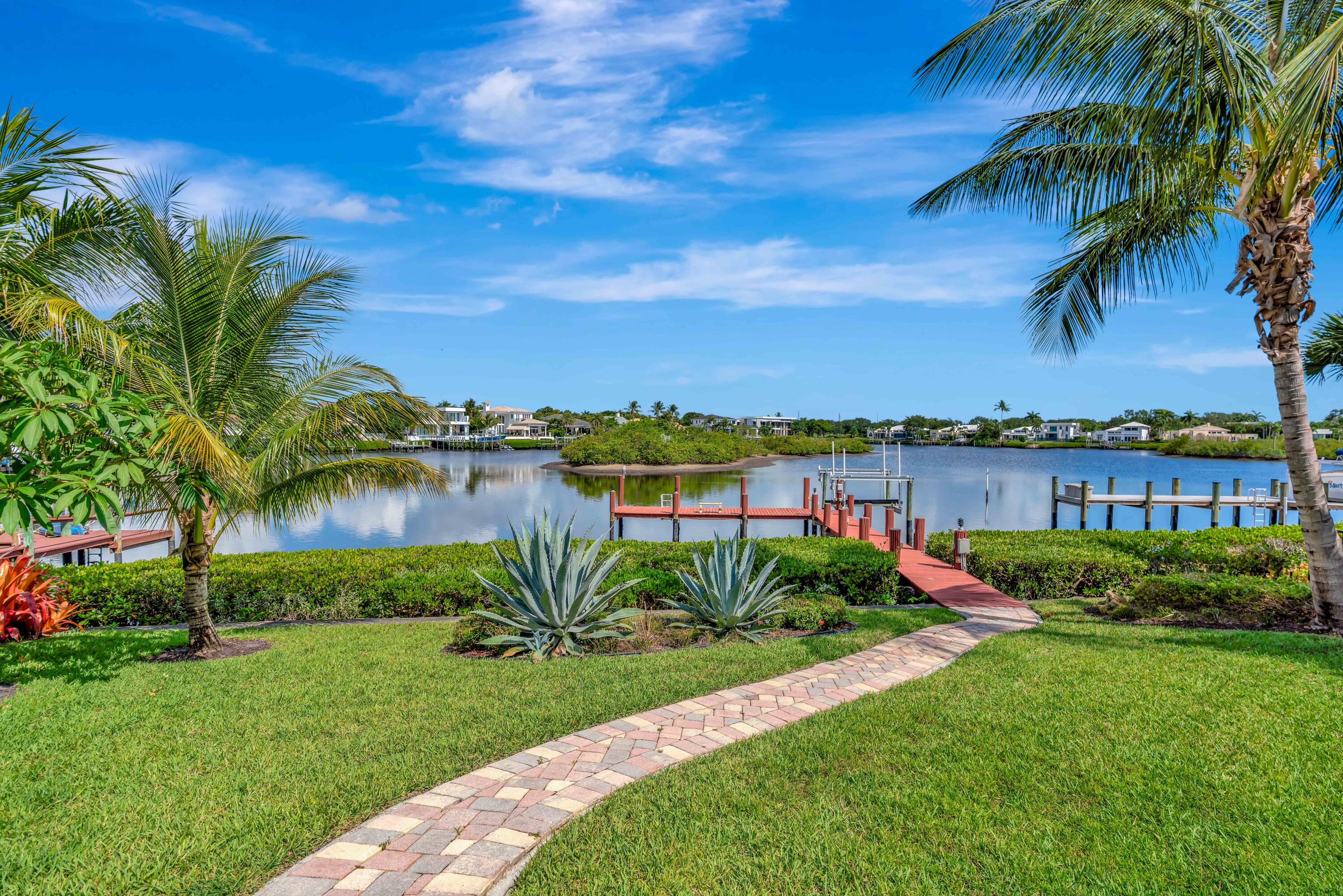 102 Victory Drive Jupiter, FL 33477 - Photo 5 of 15 _MLP0023