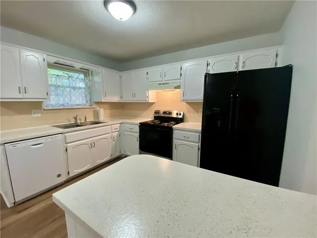 $277,000 | 7206 Northwest Congress Avenue, Kansas City, MO 64152