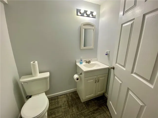 $277,000 | 7206 Northwest Congress Avenue, Kansas City, MO 64152