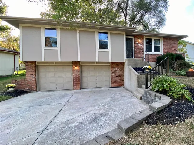 $277,000 | 7206 Northwest Congress Avenue, Kansas City, MO 64152