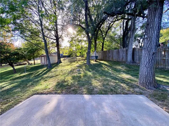 $277,000 | 7206 Northwest Congress Avenue, Kansas City, MO 64152