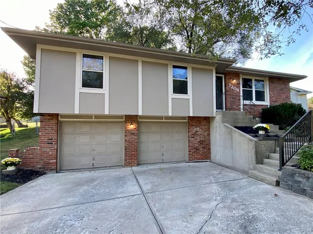 $277,000 | 7206 Northwest Congress Avenue, Kansas City, MO 64152