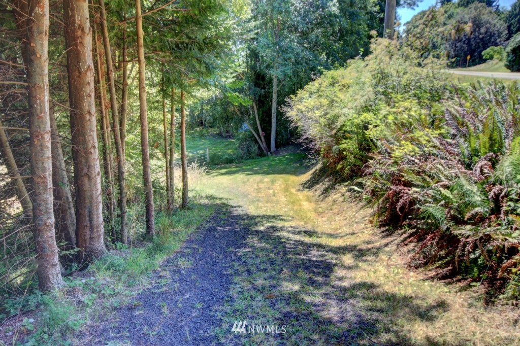 2423 South Point Road Port Ludlow, WA 98365 - Photo 12 of 15 Gallery Image 12