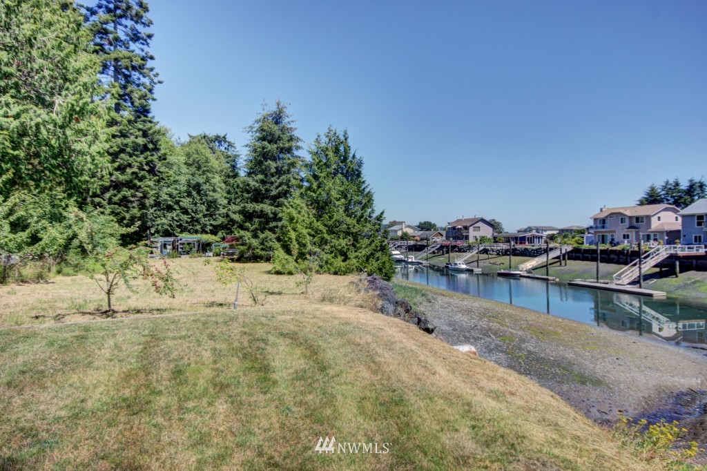 2423 South Point Road Port Ludlow, WA 98365 - Photo 8 of 15 Gallery Image 8