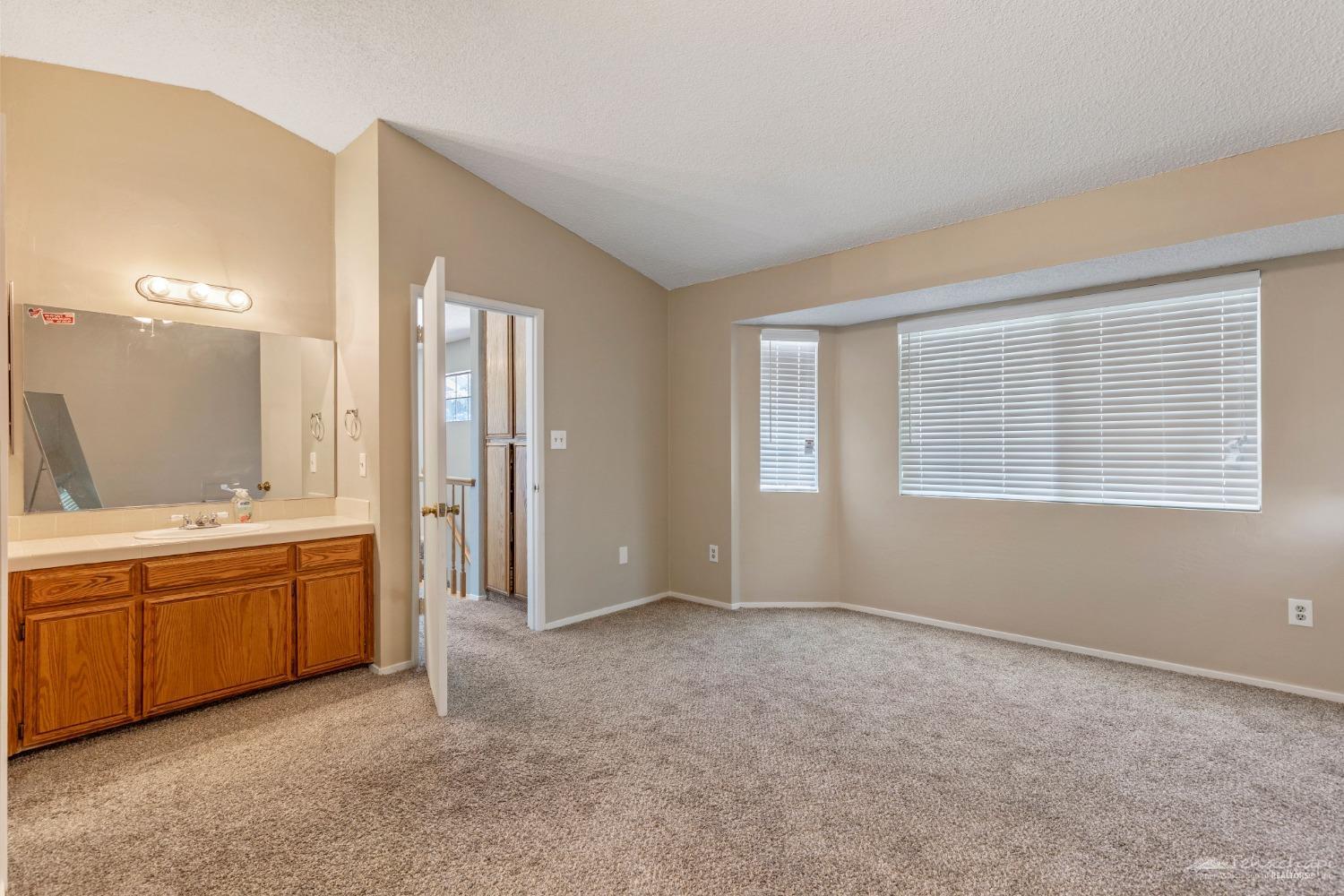810 Elm Street Tehachapi, CA 93561 - Photo 12 of 17 Gallery Image 12