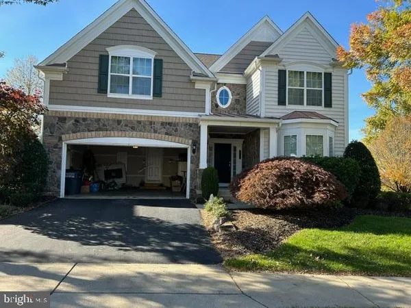 $4,700 | 25563 Taylor Cres Drive, Chantilly, VA 20152