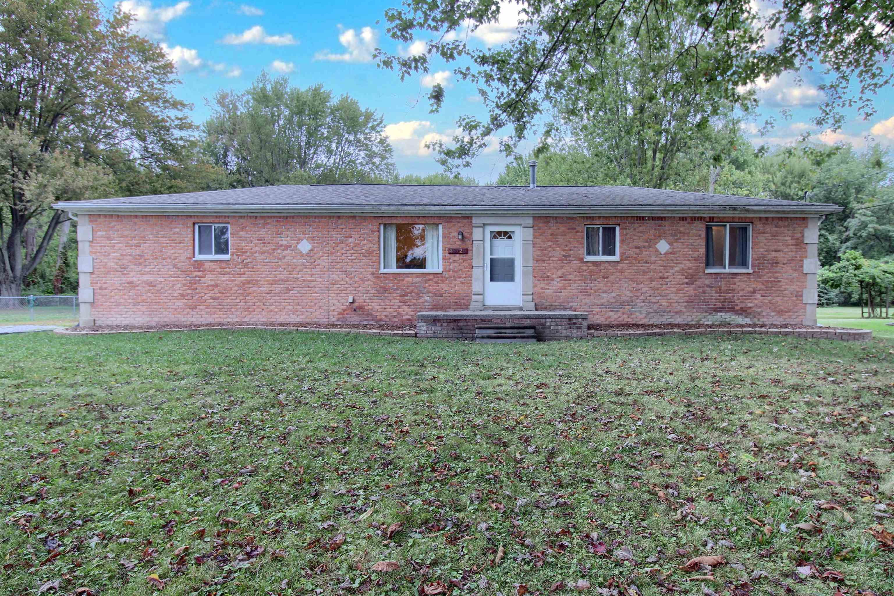 48725 Sugarbush Road Chesterfield, MI 48047 - Photo 1 of 25