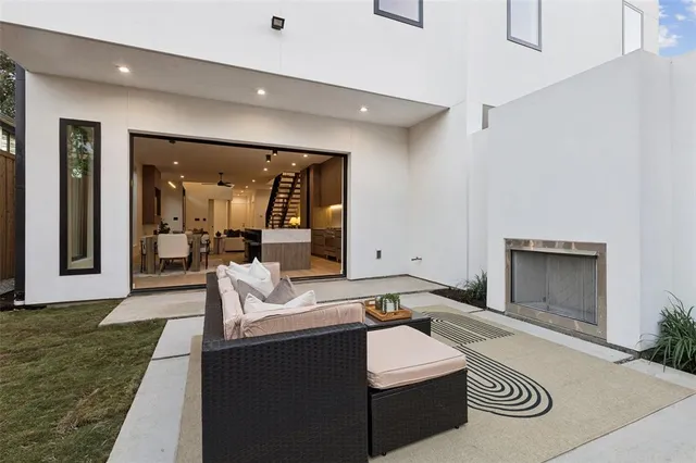 $1,145,000 | 5635 Matalee Avenue, Dallas, TX 75206