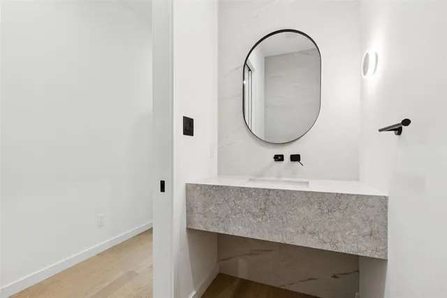 $1,145,000 | 5635 Matalee Avenue, Dallas, TX 75206