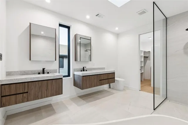 $1,145,000 | 5635 Matalee Avenue, Dallas, TX 75206