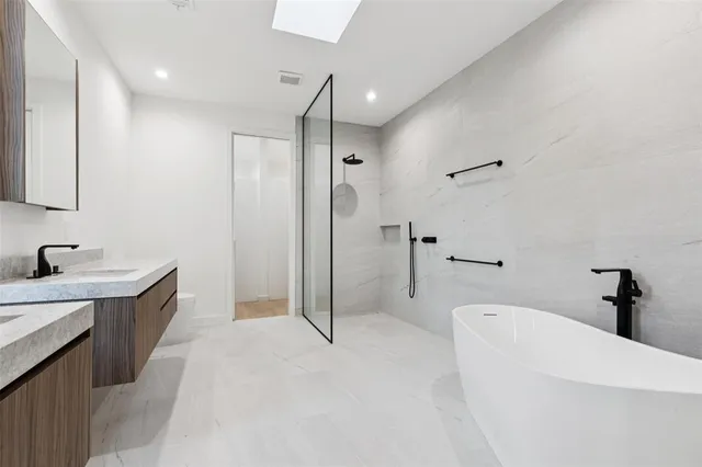 $1,145,000 | 5635 Matalee Avenue, Dallas, TX 75206