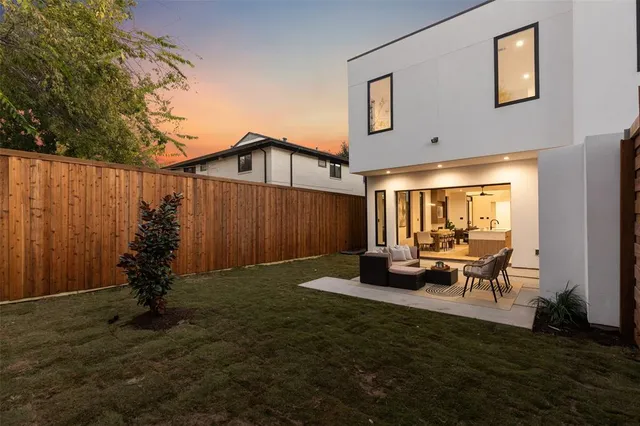 $1,145,000 | 5635 Matalee Avenue, Dallas, TX 75206